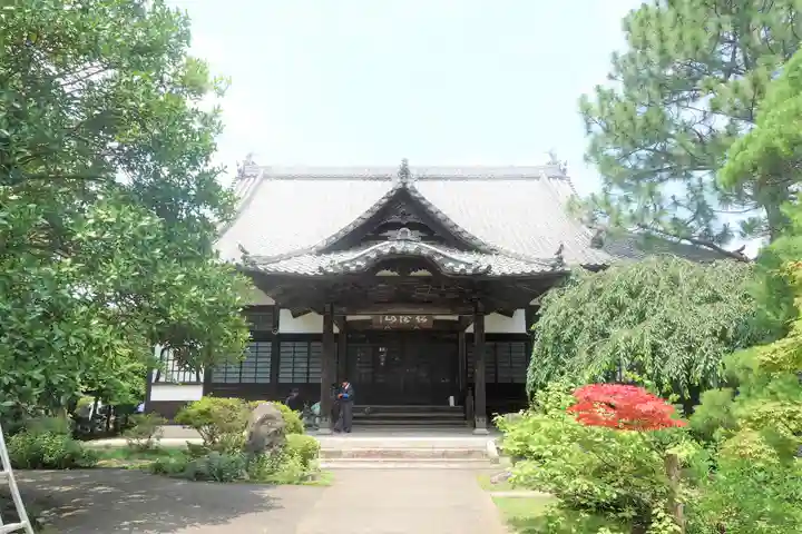 光明寺の本殿・本堂