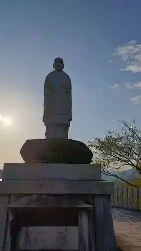 犬山寂光院の像