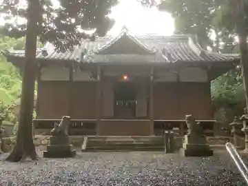 若宮八幡宮の本殿・本堂