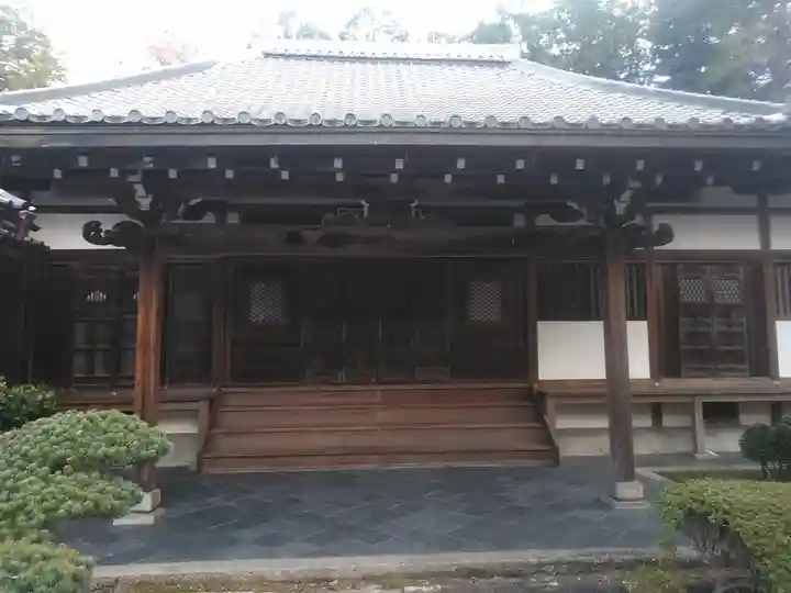 発志院の本殿・本堂