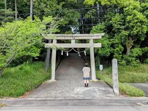 八幡神社（日進市北新町）の鳥居