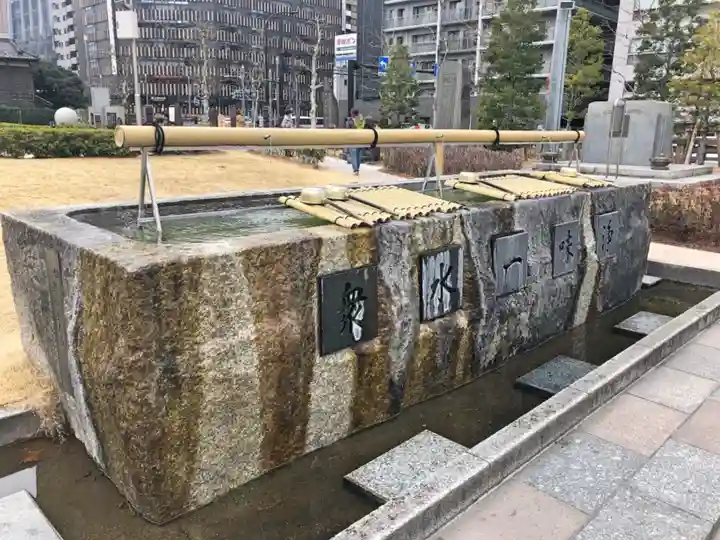築地本願寺(本願寺築地別院)の手水舎
