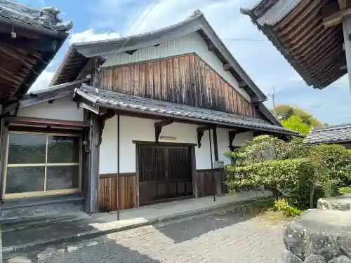 清寿庵の{uncategorized: "未分類", other: "その他", undefined: "問題あり", building: "その他建物", grave: "お墓", sacred_gate: "鳥居", guardian: "狛犬", statue: "像", buddha: "仏像", history: "歴史", nature: "自然", garden: "庭園", animal: "動物", pagoda: "塔", temizu: "手水舎", mountain_gate: "山門・神門", sanctuary: "本殿・本堂", subordinate: "末社・摂社", art: "芸術", scenery: "景色", jizo: "地蔵", ema: "絵馬", goshuin: "御朱印", omikuji: "おみくじ", items: "授与品その他", amulet: "お守り", goshuincho: "御朱印帳", eats: "食事", festival: "お祭り", votive_dance: "神楽", shichigosan: "七五三参", wedding: "結婚式", experience: "体験その他", initially: "初詣", around: "周辺", anti_infection: "感染症対策"}