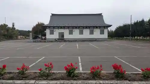 実勝寺の庭園