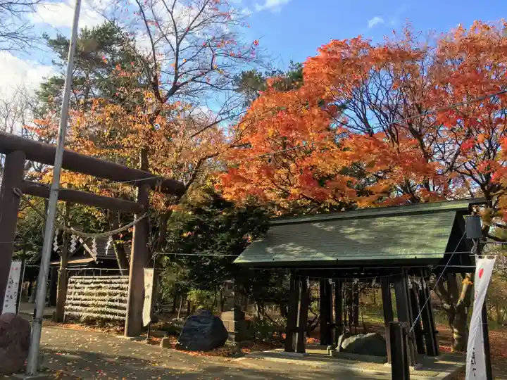 月寒神社の手水舎