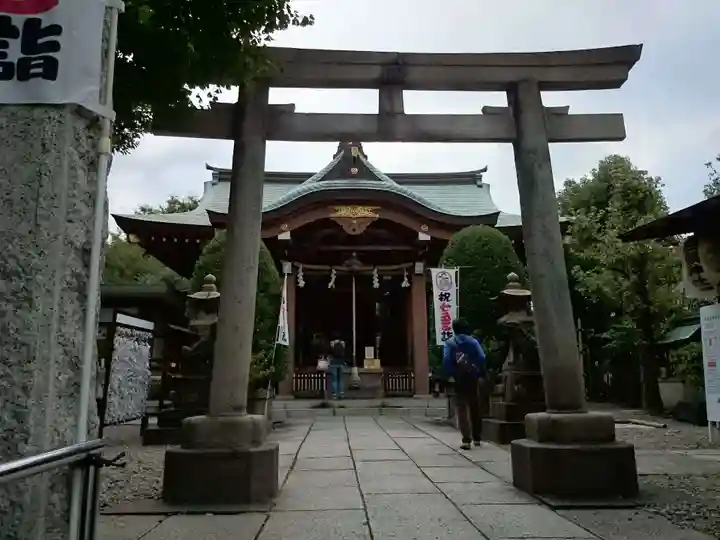 白鬚神社の鳥居