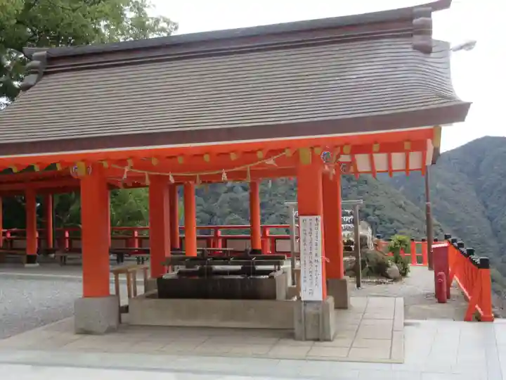 熊野那智大社の手水舎