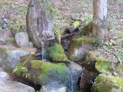 白山神社の手水舎