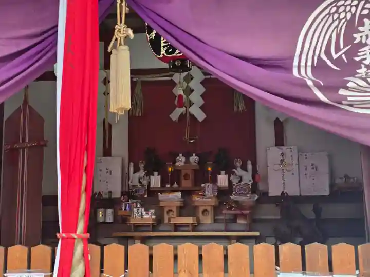 赤手拭稲荷神社の{uncategorized: "未分類", other: "その他", undefined: "問題あり", building: "その他建物", grave: "お墓", sacred_gate: "鳥居", guardian: "狛犬", statue: "像", buddha: "仏像", history: "歴史", nature: "自然", garden: "庭園", animal: "動物", pagoda: "塔", temizu: "手水舎", mountain_gate: "山門・神門", sanctuary: "本殿・本堂", subordinate: "末社・摂社", art: "芸術", scenery: "景色", jizo: "地蔵", ema: "絵馬", goshuin: "御朱印", omikuji: "おみくじ", items: "授与品その他", amulet: "お守り", goshuincho: "御朱印帳", eats: "食事", festival: "お祭り", votive_dance: "神楽", shichigosan: "七五三参", wedding: "結婚式", experience: "体験その他", initially: "初詣", around: "周辺", anti_infection: "感染症対策"}