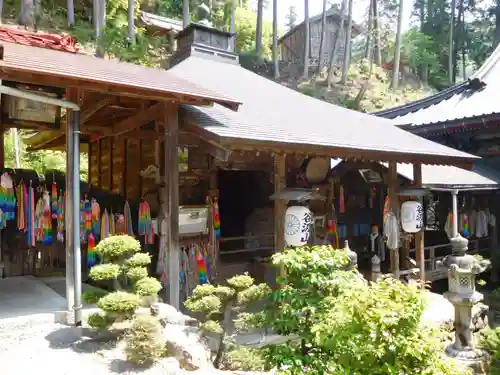 華厳寺の本殿・本堂