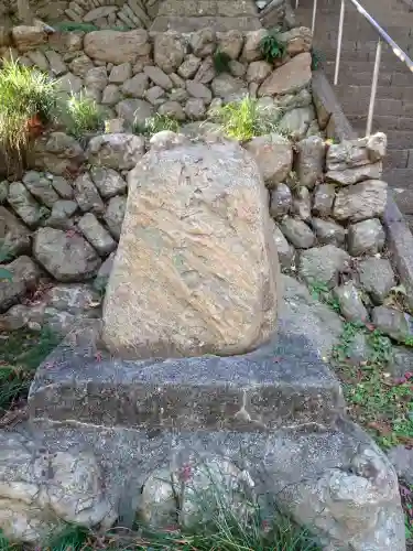 鎌形八幡神社の{uncategorized: "未分類", other: "その他", undefined: "問題あり", building: "その他建物", grave: "お墓", sacred_gate: "鳥居", guardian: "狛犬", statue: "像", buddha: "仏像", history: "歴史", nature: "自然", garden: "庭園", animal: "動物", pagoda: "塔", temizu: "手水舎", mountain_gate: "山門・神門", sanctuary: "本殿・本堂", subordinate: "末社・摂社", art: "芸術", scenery: "景色", jizo: "地蔵", ema: "絵馬", goshuin: "御朱印", omikuji: "おみくじ", items: "授与品その他", amulet: "お守り", goshuincho: "御朱印帳", eats: "食事", festival: "お祭り", votive_dance: "神楽", shichigosan: "七五三参", wedding: "結婚式", experience: "体験その他", initially: "初詣", around: "周辺", anti_infection: "感染症対策"}