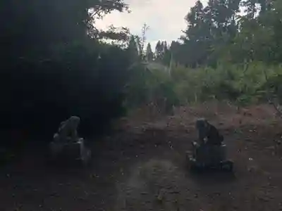 稲荷神社の狛犬