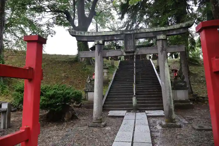 鶴ケ城稲荷神社(福島県)