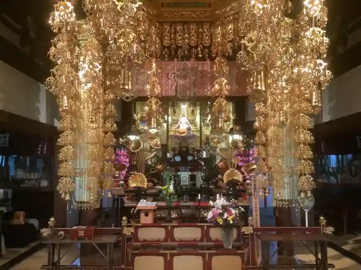 法蓮寺の本殿・本堂