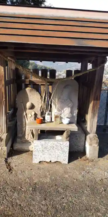 三社神社の仏像