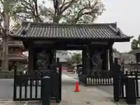 宝仙寺の山門・神門