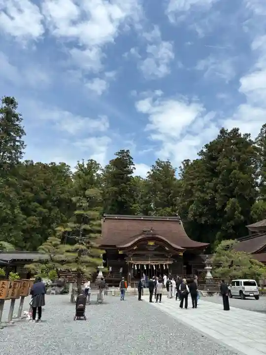小國神社の{uncategorized: "未分類", other: "その他", undefined: "問題あり", building: "その他建物", grave: "お墓", sacred_gate: "鳥居", guardian: "狛犬", statue: "像", buddha: "仏像", history: "歴史", nature: "自然", garden: "庭園", animal: "動物", pagoda: "塔", temizu: "手水舎", mountain_gate: "山門・神門", sanctuary: "本殿・本堂", subordinate: "末社・摂社", art: "芸術", scenery: "景色", jizo: "地蔵", ema: "絵馬", goshuin: "御朱印", omikuji: "おみくじ", items: "授与品その他", amulet: "お守り", goshuincho: "御朱印帳", eats: "食事", festival: "お祭り", votive_dance: "神楽", shichigosan: "七五三参", wedding: "結婚式", experience: "体験その他", initially: "初詣", around: "周辺", anti_infection: "感染症対策"}