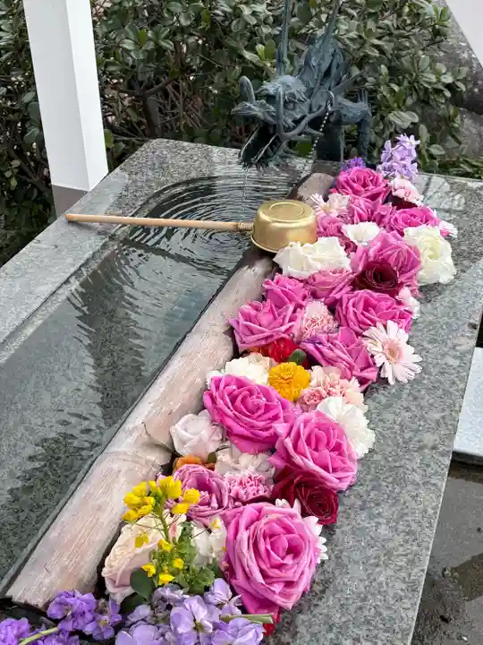 諏訪神社の手水舎