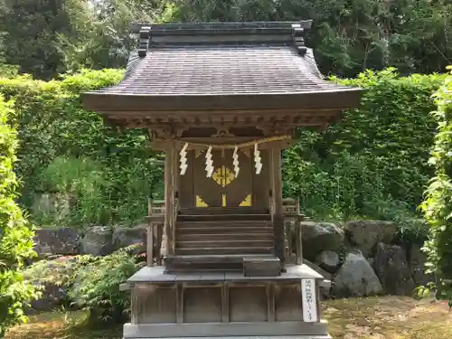 馬見岡綿向神社の末社