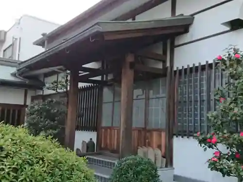 滝之寺の本殿・本堂