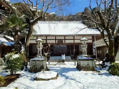 竜現寺（龍現寺）の本殿・本堂