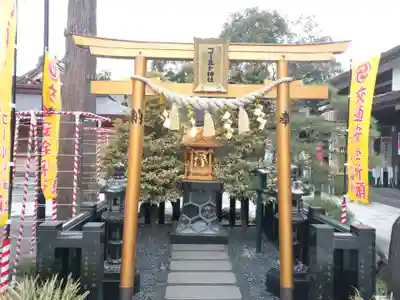 亀ケ池八幡宮の末社・摂社