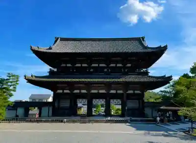 仁和寺の山門・神門