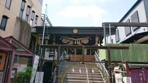 菊名神社の本殿・本堂