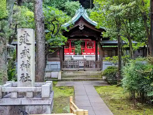 白金氷川神社の末社