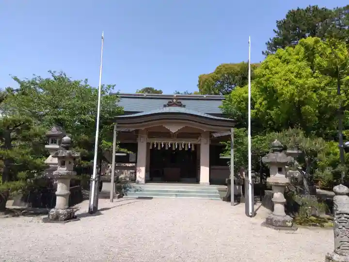 高山神社の本殿・本堂