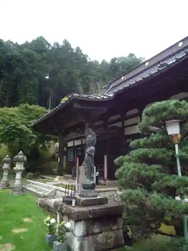 竜泉院の本殿・本堂