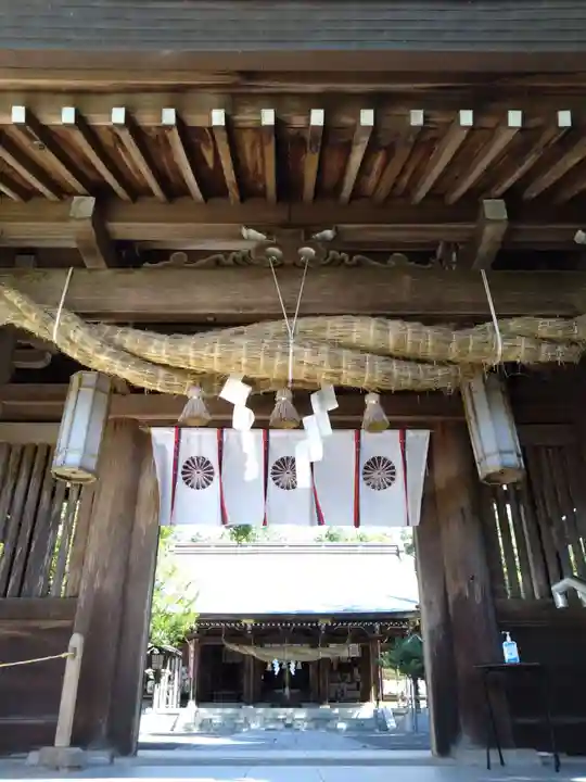 菊池神社の山門・神門