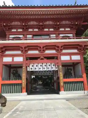 金泉寺の山門・神門