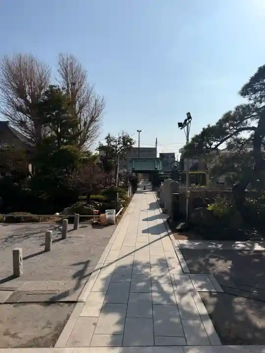 大蓮寺の{uncategorized: "未分類", other: "その他", undefined: "問題あり", building: "その他建物", grave: "お墓", sacred_gate: "鳥居", guardian: "狛犬", statue: "像", buddha: "仏像", history: "歴史", nature: "自然", garden: "庭園", animal: "動物", pagoda: "塔", temizu: "手水舎", mountain_gate: "山門・神門", sanctuary: "本殿・本堂", subordinate: "末社・摂社", art: "芸術", scenery: "景色", jizo: "地蔵", ema: "絵馬", goshuin: "御朱印", omikuji: "おみくじ", items: "授与品その他", amulet: "お守り", goshuincho: "御朱印帳", eats: "食事", festival: "お祭り", votive_dance: "神楽", shichigosan: "七五三参", wedding: "結婚式", experience: "体験その他", initially: "初詣", around: "周辺", anti_infection: "感染症対策"}