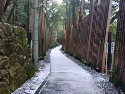 金剛證寺の{uncategorized: "未分類", other: "その他", undefined: "問題あり", building: "その他建物", grave: "お墓", sacred_gate: "鳥居", guardian: "狛犬", statue: "像", buddha: "仏像", history: "歴史", nature: "自然", garden: "庭園", animal: "動物", pagoda: "塔", temizu: "手水舎", mountain_gate: "山門・神門", sanctuary: "本殿・本堂", subordinate: "末社・摂社", art: "芸術", scenery: "景色", jizo: "地蔵", ema: "絵馬", goshuin: "御朱印", omikuji: "おみくじ", items: "授与品その他", amulet: "お守り", goshuincho: "御朱印帳", eats: "食事", festival: "お祭り", votive_dance: "神楽", shichigosan: "七五三参", wedding: "結婚式", experience: "体験その他", initially: "初詣", around: "周辺", anti_infection: "感染症対策"}