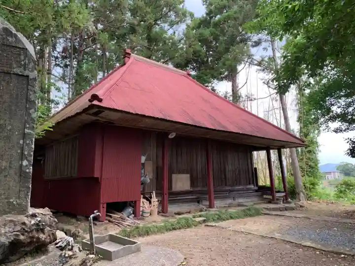 観音堂の本殿・本堂