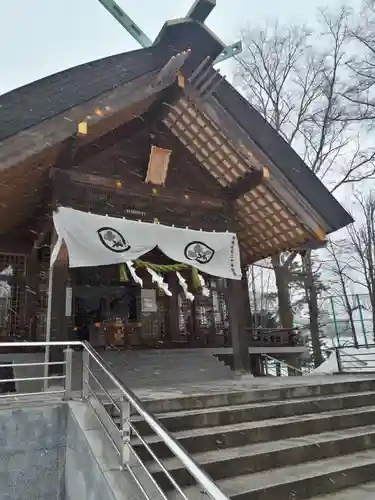 信濃神社の本殿