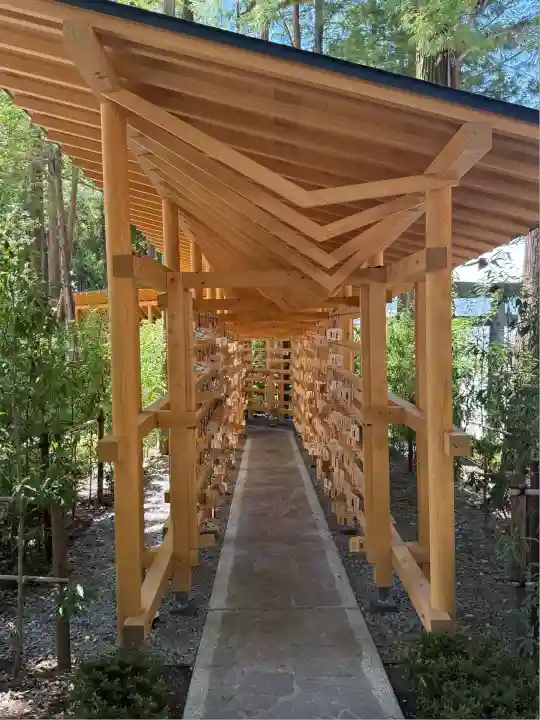 諏訪大社下社秋宮(長野県)