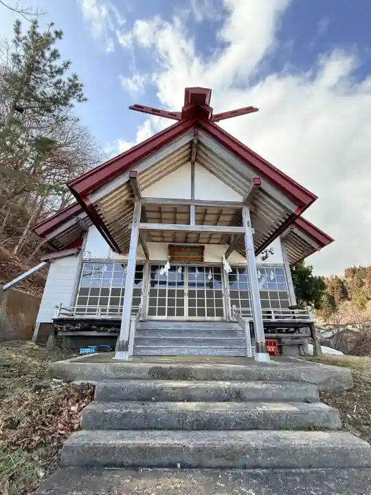 小谷石神社の{uncategorized: "未分類", other: "その他", undefined: "問題あり", building: "その他建物", grave: "お墓", sacred_gate: "鳥居", guardian: "狛犬", statue: "像", buddha: "仏像", history: "歴史", nature: "自然", garden: "庭園", animal: "動物", pagoda: "塔", temizu: "手水舎", mountain_gate: "山門・神門", sanctuary: "本殿・本堂", subordinate: "末社・摂社", art: "芸術", scenery: "景色", jizo: "地蔵", ema: "絵馬", goshuin: "御朱印", omikuji: "おみくじ", items: "授与品その他", amulet: "お守り", goshuincho: "御朱印帳", eats: "食事", festival: "お祭り", votive_dance: "神楽", shichigosan: "七五三参", wedding: "結婚式", experience: "体験その他", initially: "初詣", around: "周辺", anti_infection: "感染症対策"}