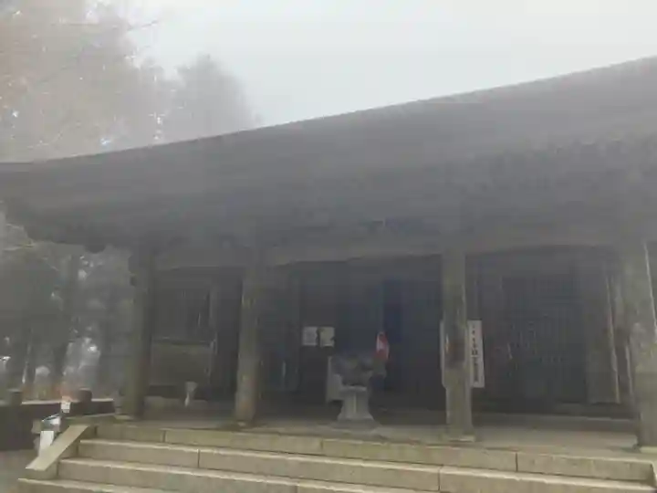 出石寺の本殿・本堂