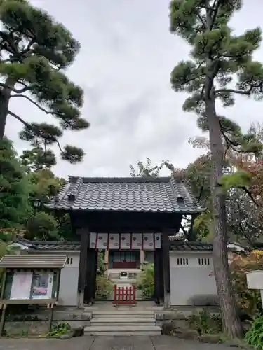 正覚院の山門