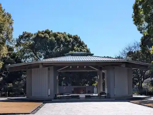 千鳥ヶ淵戦没者墓苑(東京都)