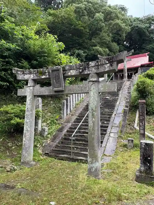高樹神社の鳥居