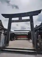 蛭子神社の{uncategorized: "未分類", other: "その他", undefined: "問題あり", building: "その他建物", grave: "お墓", sacred_gate: "鳥居", guardian: "狛犬", statue: "像", buddha: "仏像", history: "歴史", nature: "自然", garden: "庭園", animal: "動物", pagoda: "塔", temizu: "手水舎", mountain_gate: "山門・神門", sanctuary: "本殿・本堂", subordinate: "末社・摂社", art: "芸術", scenery: "景色", jizo: "地蔵", ema: "絵馬", goshuin: "御朱印", omikuji: "おみくじ", items: "授与品その他", amulet: "お守り", goshuincho: "御朱印帳", eats: "食事", festival: "お祭り", votive_dance: "神楽", shichigosan: "七五三参", wedding: "結婚式", experience: "体験その他", initially: "初詣", around: "周辺", anti_infection: "感染症対策"}