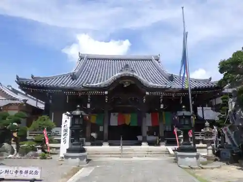 無量寺の本殿・本堂
