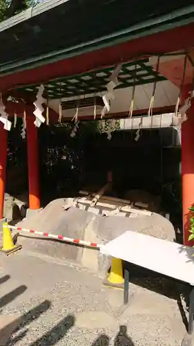京濱伏見稲荷神社の手水舎