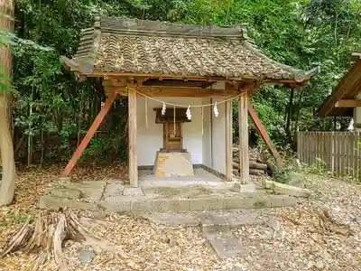 諏訪神社の末社・摂社