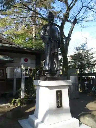 護王神社の像