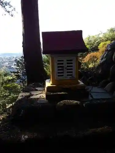 草花神社の末社・摂社