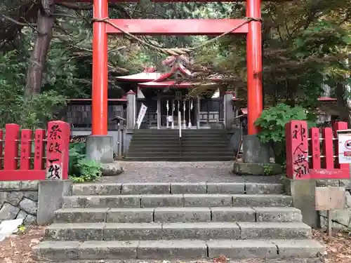 札幌伏見稲荷神社の鳥居